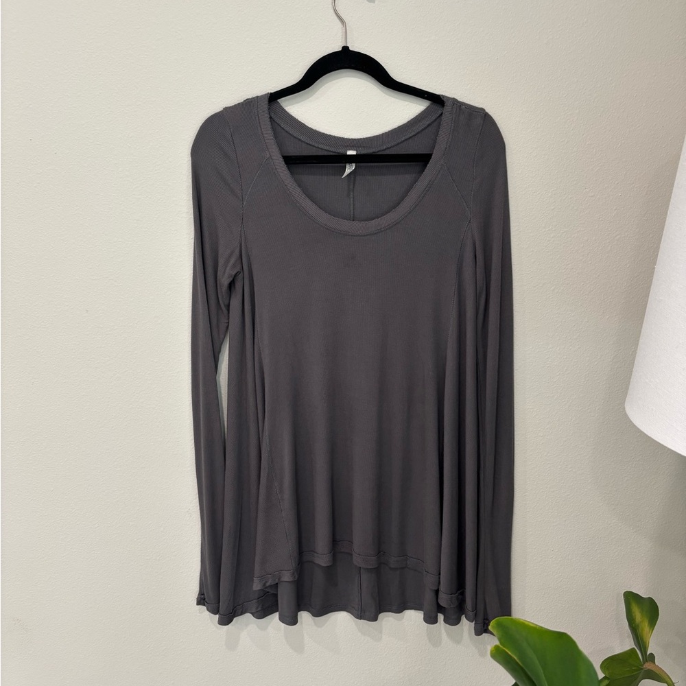 Free People | Scoop neck long sleeve shirt | Size Medium